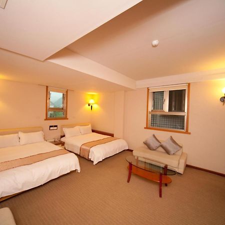Tian Long Hotel Jiaoxi Exterior photo